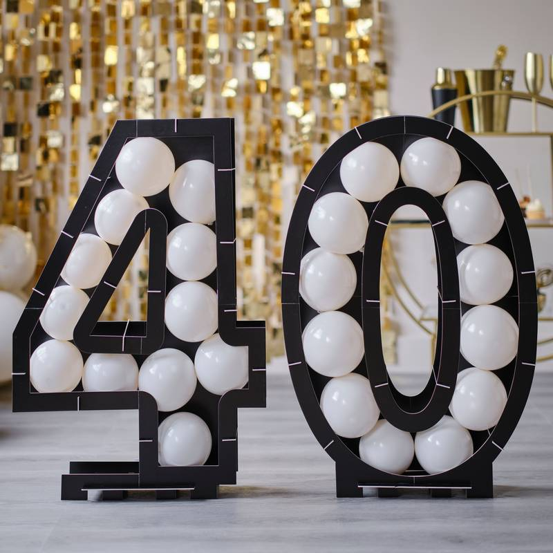 40 År Ballonboks Sort - 2 stk (84 x 57 cm) | 40 år Ballonkasse - Temashop