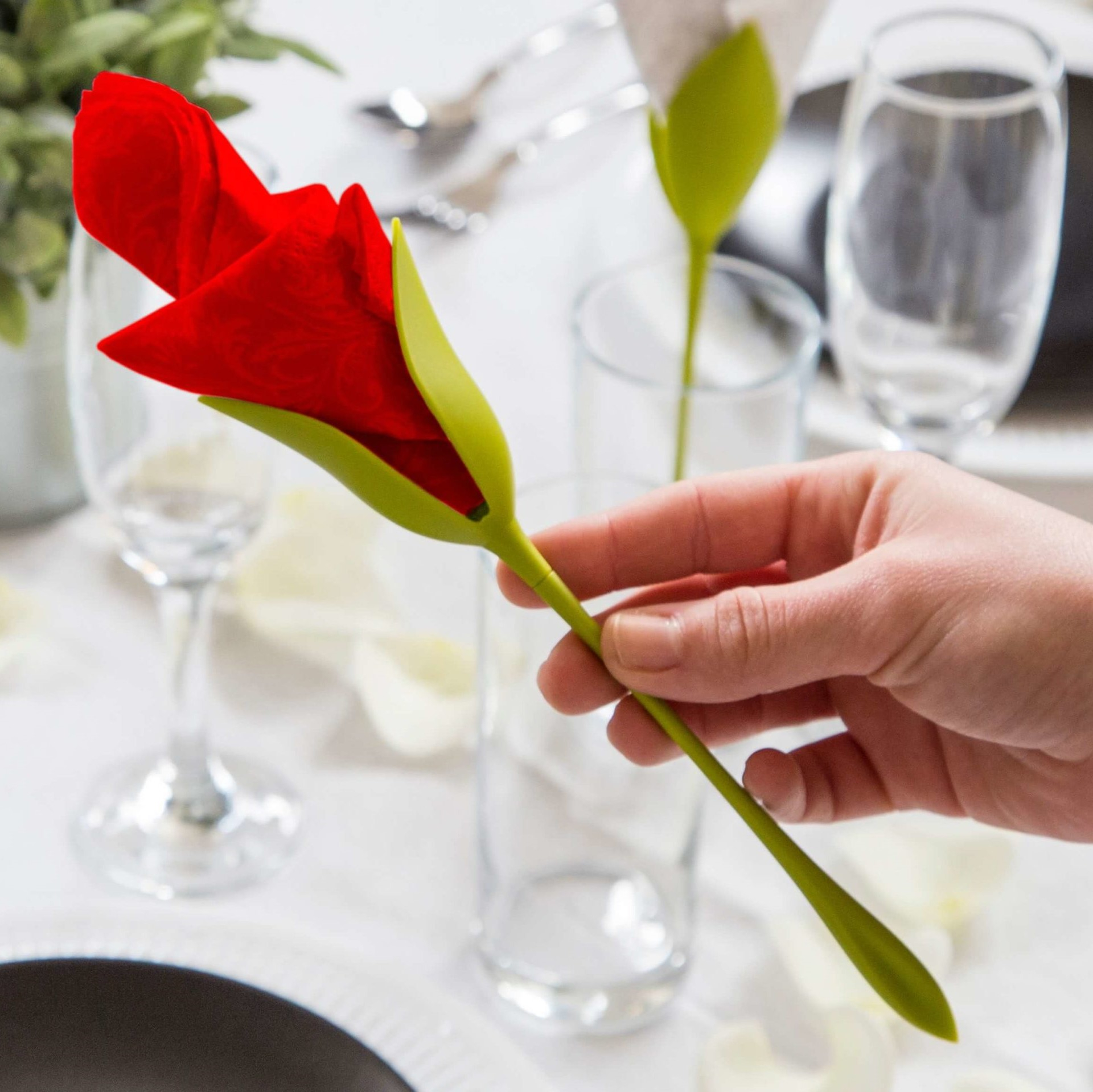 4 Rose Servietholdere - 4 stk (20 x 5,5 x 35 cm) | Valentinsdag Servietter - Temashop