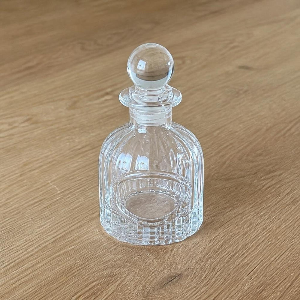 Rillet Glasflaske Med Glasprop Klar - 1 stk (Ø 5,1 x 9,5 cm) - Temashop