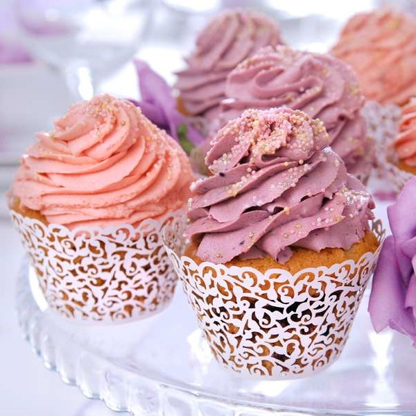 Blondepapir Cupcake Wrappers Hvid - 10 stk (5,5 x 8,5 cm) | Kage Cupcake Forme & Wrappers - Temashop