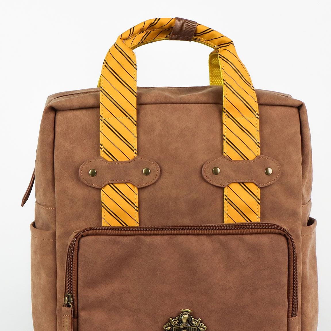 Harry Potter Hufflepuff Rygsæk Faux-Læder (35 x 27 x 18 cm) | Harry Potter Taske / Pung - Temashop