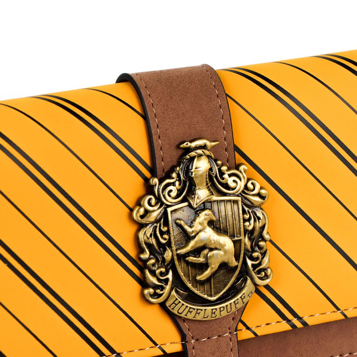Harry Potter Hufflepuff Pung (10 x 2,5 x 19 cm) | Harry Potter Taske / Pung - Temashop