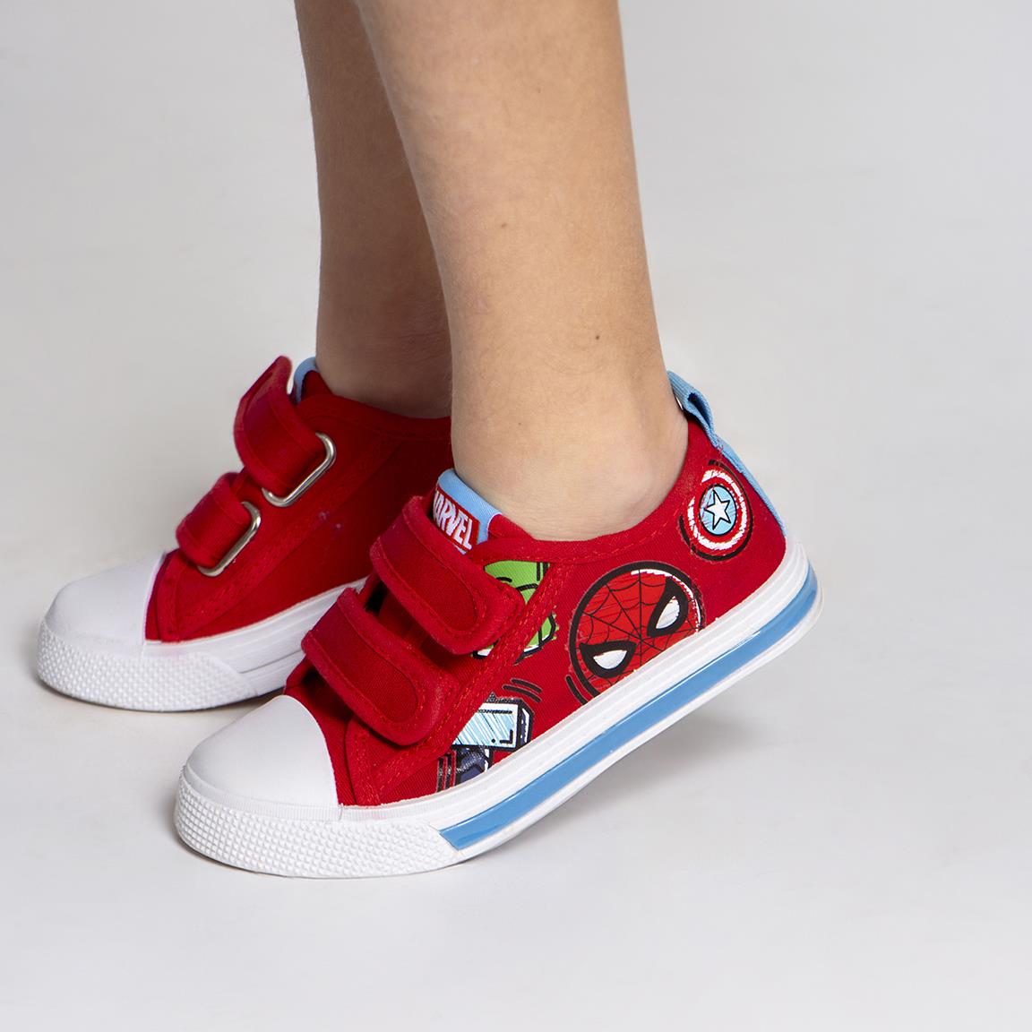 Avengers Sneakers Med Lys Rød | Avengers Sko / Covers - Temashop