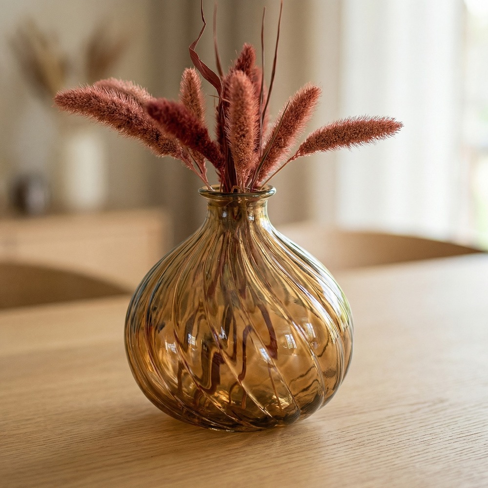 Riflet Glasvase Brun - 1 stk (17 x 17 cm) - Temashop
