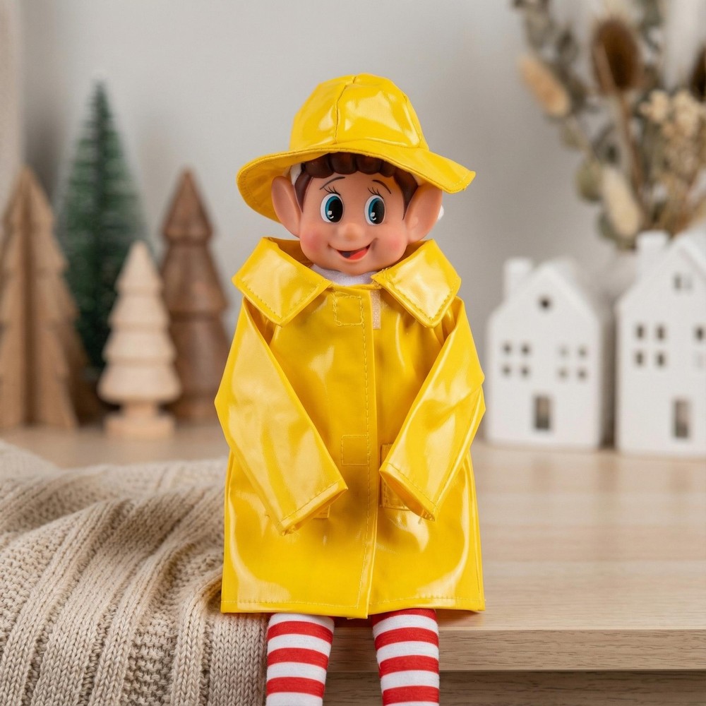 Elf On The Shelf Regnjakke Outfit - 1 stk (11,5 x 0,5 x 16 cm) | Jul Julepynt - Temashop