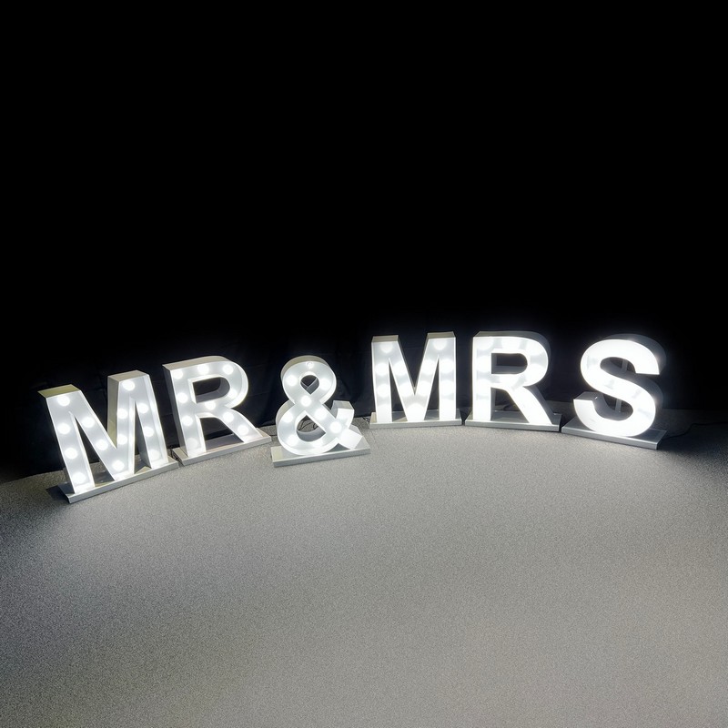 MR & MRS Lightbox Skilt - 1 stk (271,5 x 21,5 x 52 cm) | Bryllup Skilte - Temashop