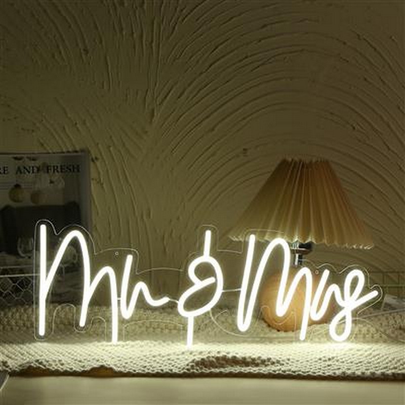 Mr & Mrs Neonskilt Hvid