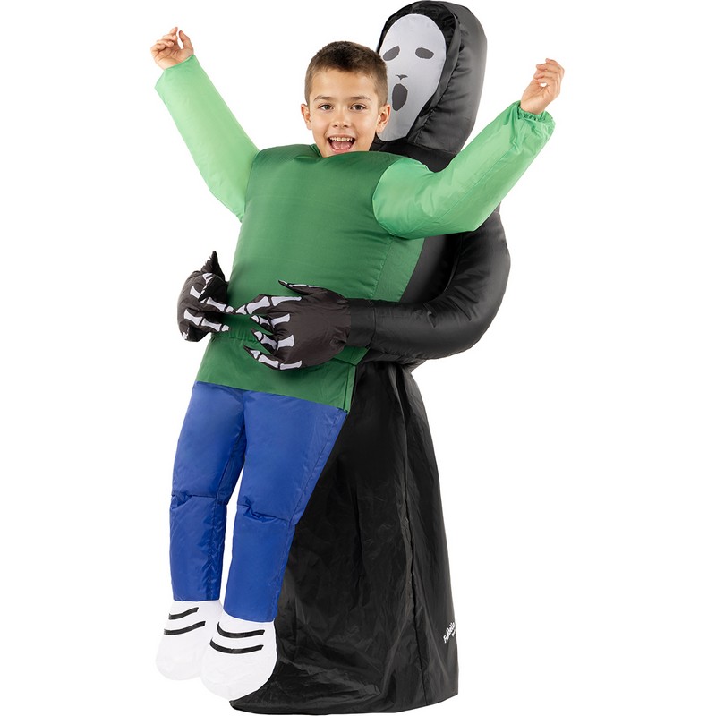 Oppusteligt Carry Me Døden Børnekostume - Halloween kostume til børn | Manden med leen udklædning til børn - Temashop