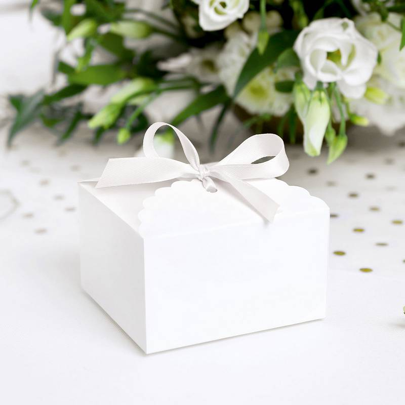 Gaveæsker Med Bånd Hvid - 10 stk (8 x 7,5 x 4,5 cm) - Temashop
