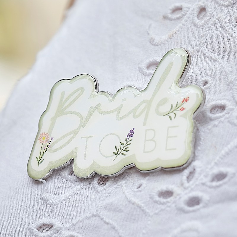 Bride To Be Badge (3,3 x 5,3 cm) | Bachelorette Badges / Brocher - Smykker - Temashop