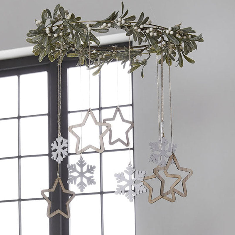 Mistelten Dekoration Med Snefnug & Stjerner - 1 stk (45 cm) | Julepynt Julepynt - Temashop