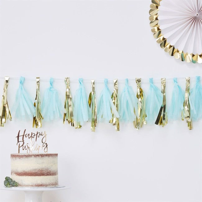 Kvast Guirlande Lyseblå/Guld - 1 stk (200 cm) | Babyshower Guirlander - Temashop