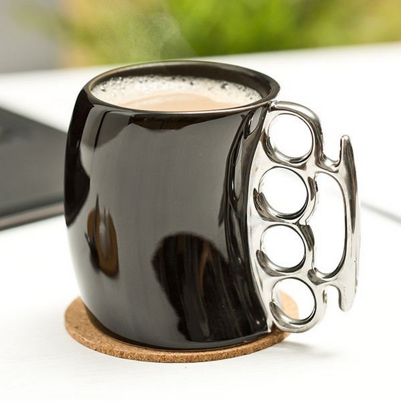 Brass Knuckle Krus Sort (360 ml) | 20'erne Gangster Krus - Temashop