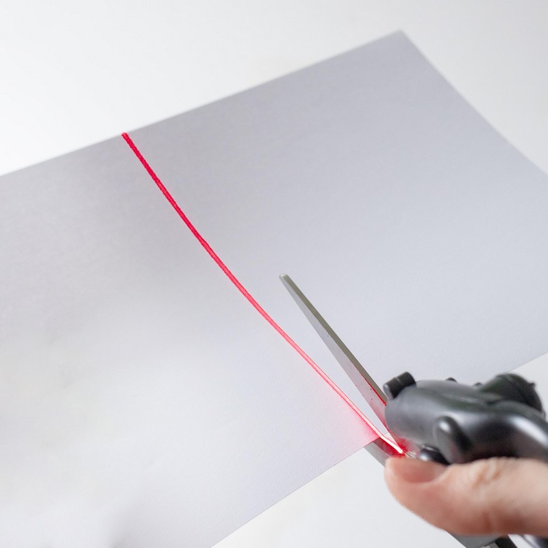Præcisionssaks Med Laser (21 cm) - Temashop