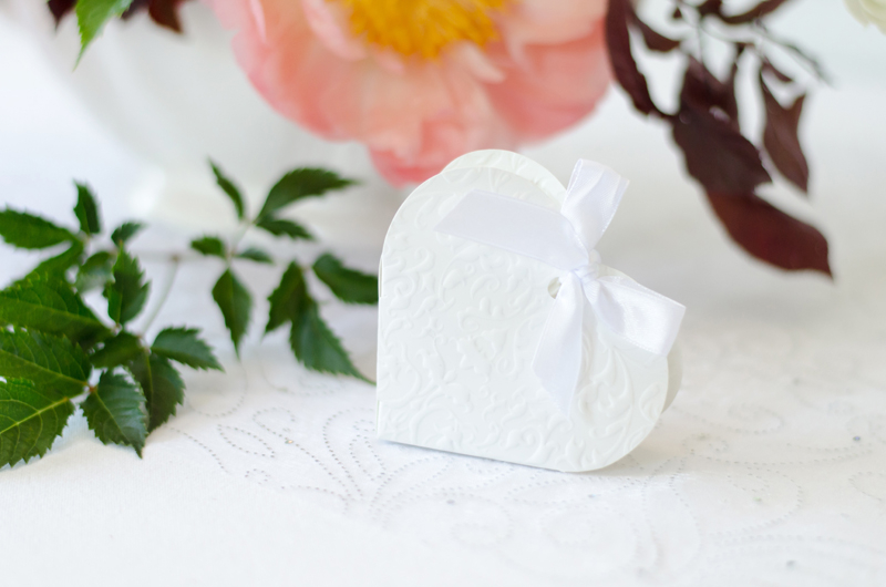 Hjerteformede Bryllupsæsker Hvid - 10 stk (10 x 9 cm) | Bryllup Æsker - Temashop