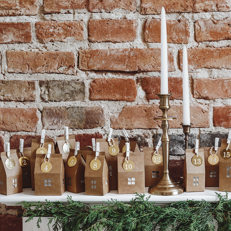 Huse Julekalender Kraft DIY - 24 stk (7 x 11 cm) | Julekalender Julekalendere - Temashop