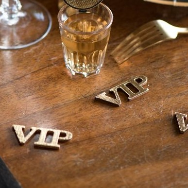Konfetti VIP Guld - 10 stk (5 x 2 cm) | Hollywood Konfetti - Temashop