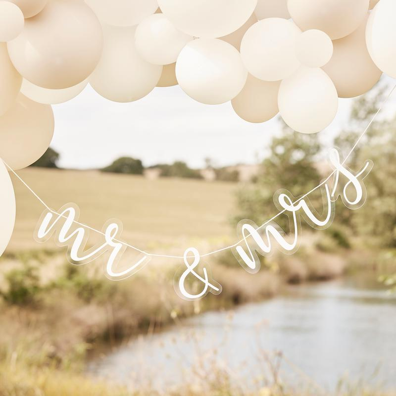 Mr & Mrs Akryl Guirlande