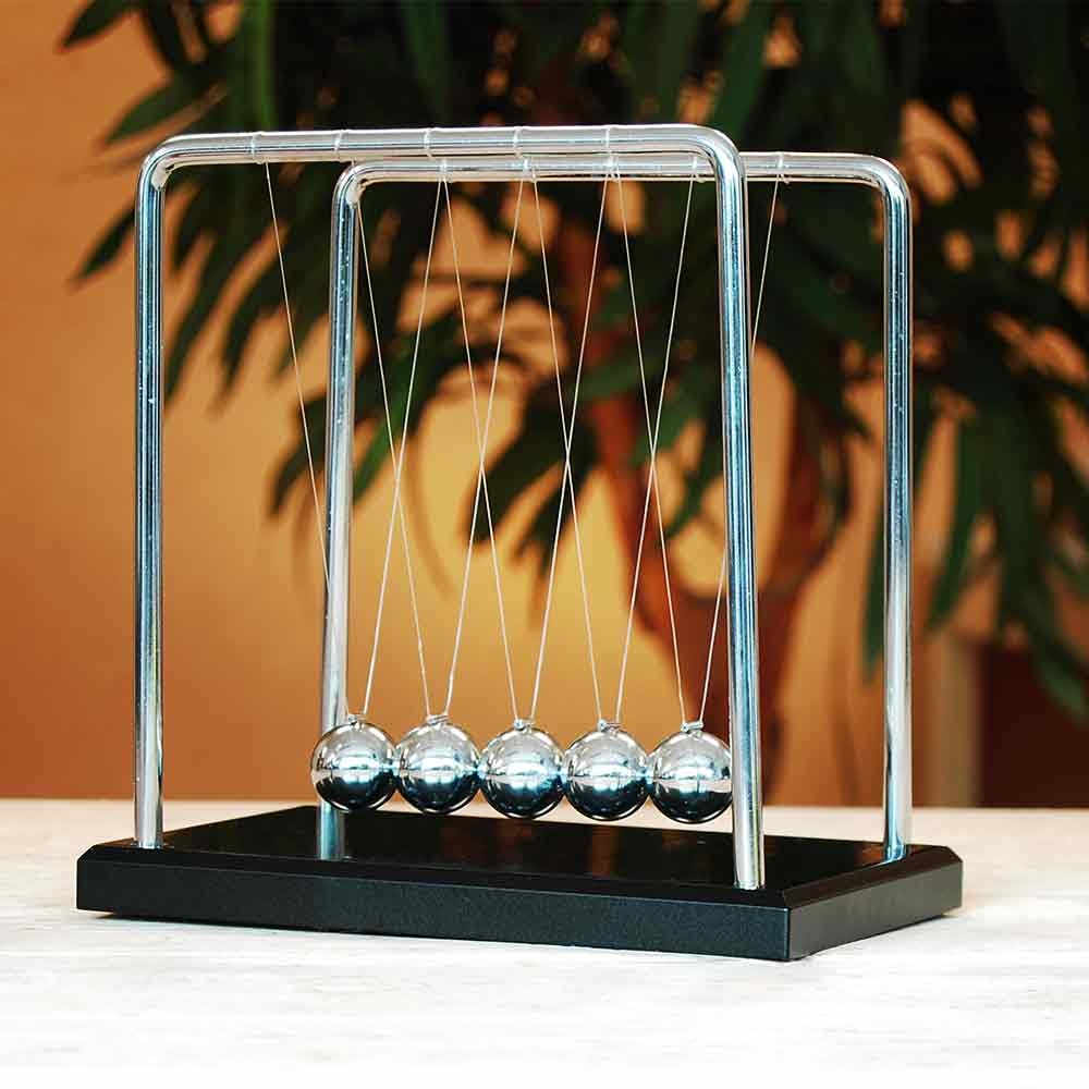 Newtons Vugge (18 x 12 cm) - Temashop