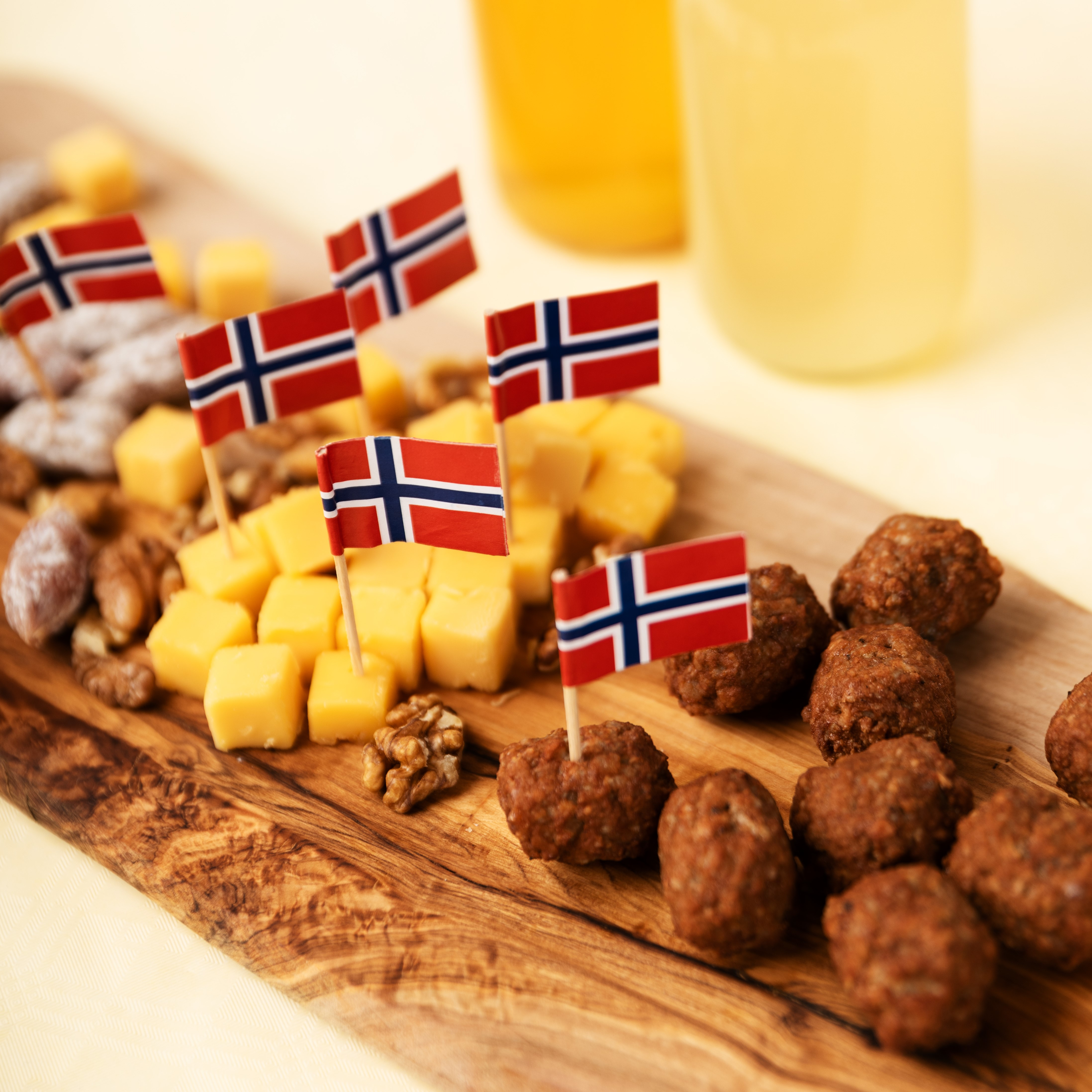Norge Madpinde - 50 stk | Norge Kagepinde - Temashop