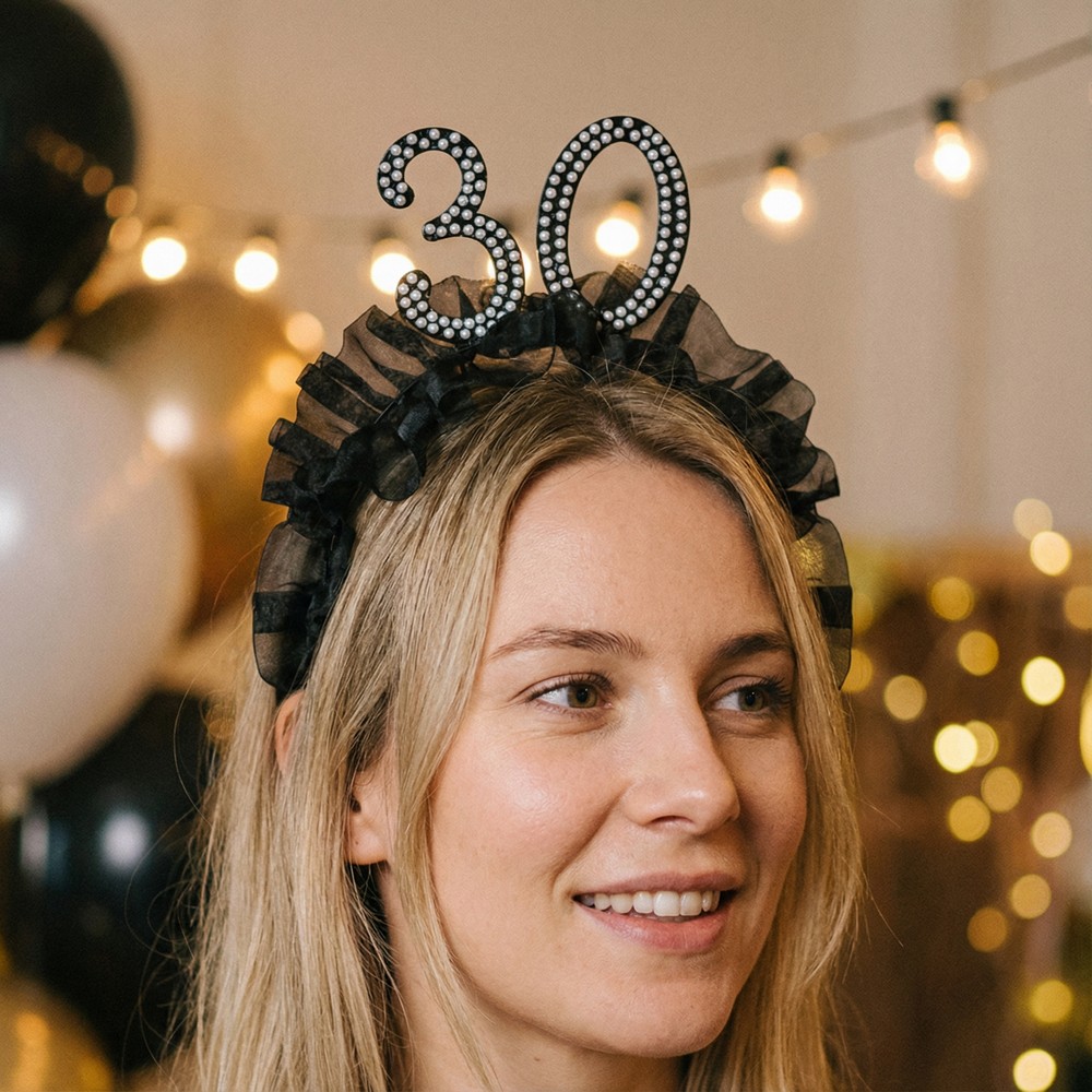 30-Års Perle Hårbøjle Sort (12 x 19.5 cm) | 30 år Hårbøjle / Pandebånd / Hårbånd - Hovedtilbehør - Temashop