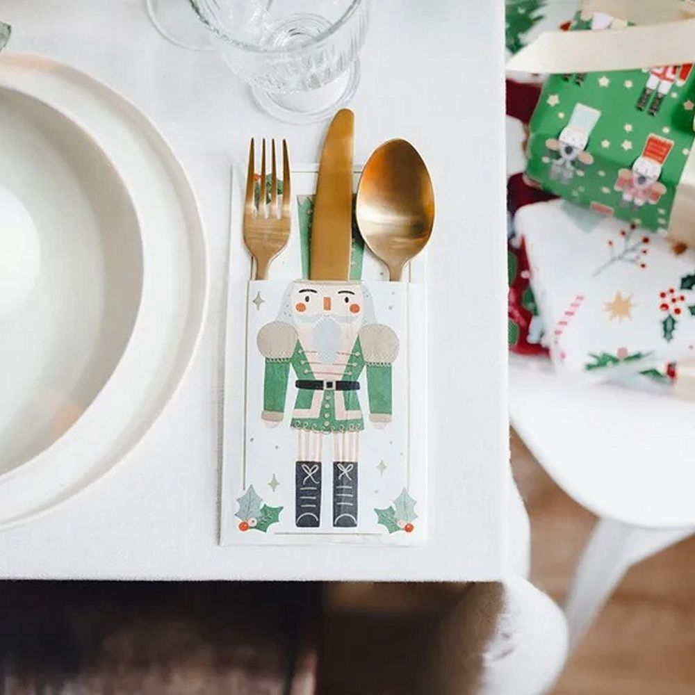 Jule Nutcracker Bestikposer - 6 stk (10 x 20 cm) | Jul Bestikposer - Temashop