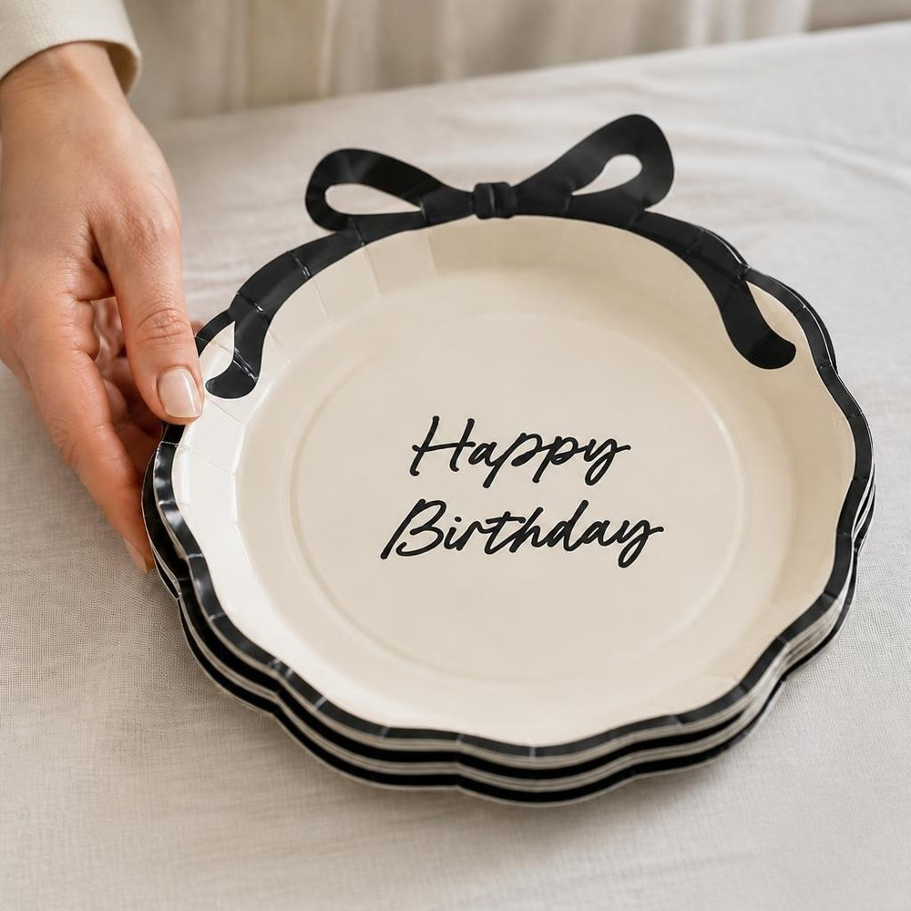 Happy Birthday Sløjfe Tallerkener - 6 stk (24 x 26.8 cm) | Fødselsdag Tallerkner - Temashop