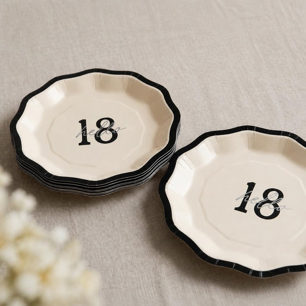 Hello 18 Sløjfe Tallerkener - 6 stk (18 cm) | 18 år Tallerkner - Temashop
