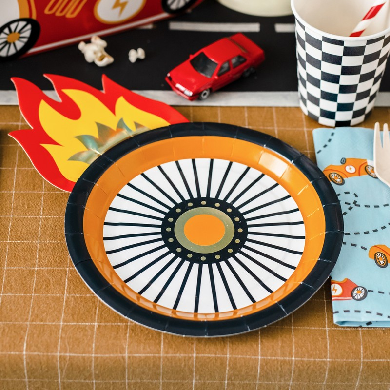 Racerhjul Paptallerkener - 6 stk (26,5 x 18 cm) | Racerløb tema Tallerkner - Temashop