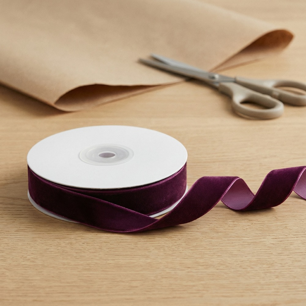 Velourbånd Dyb Lilla - 1 stk (15 mm x 10 m) | Lilla tema Bånd - Temashop