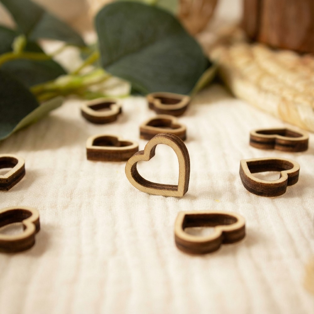 Hjerte Træ Konfetti - 25 stk (1,6 x 2 x 0,5 cm) | Valentinsdag Konfetti - Temashop