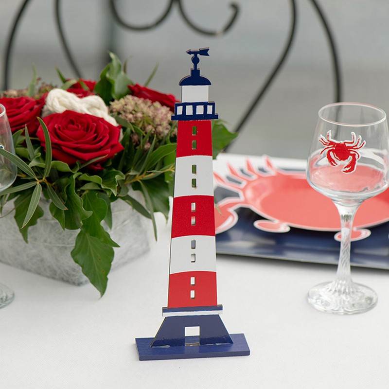 Ved Havet Fyrtårn Bordpynt - 1 stk (9 x 6 x 26,5 cm) | Maritimt Centerpieces - Temashop